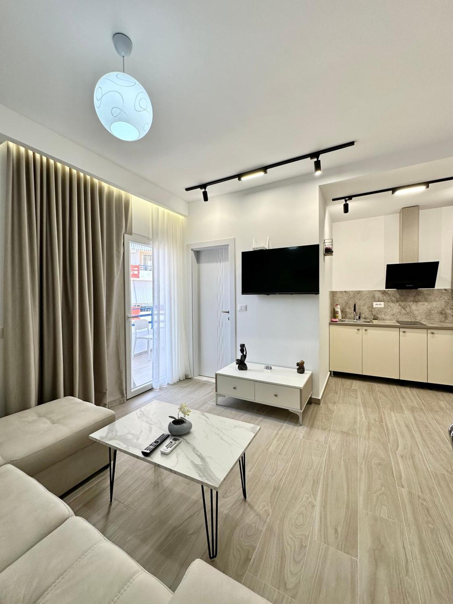 Al Mare Rooms Sarande Exterior photo