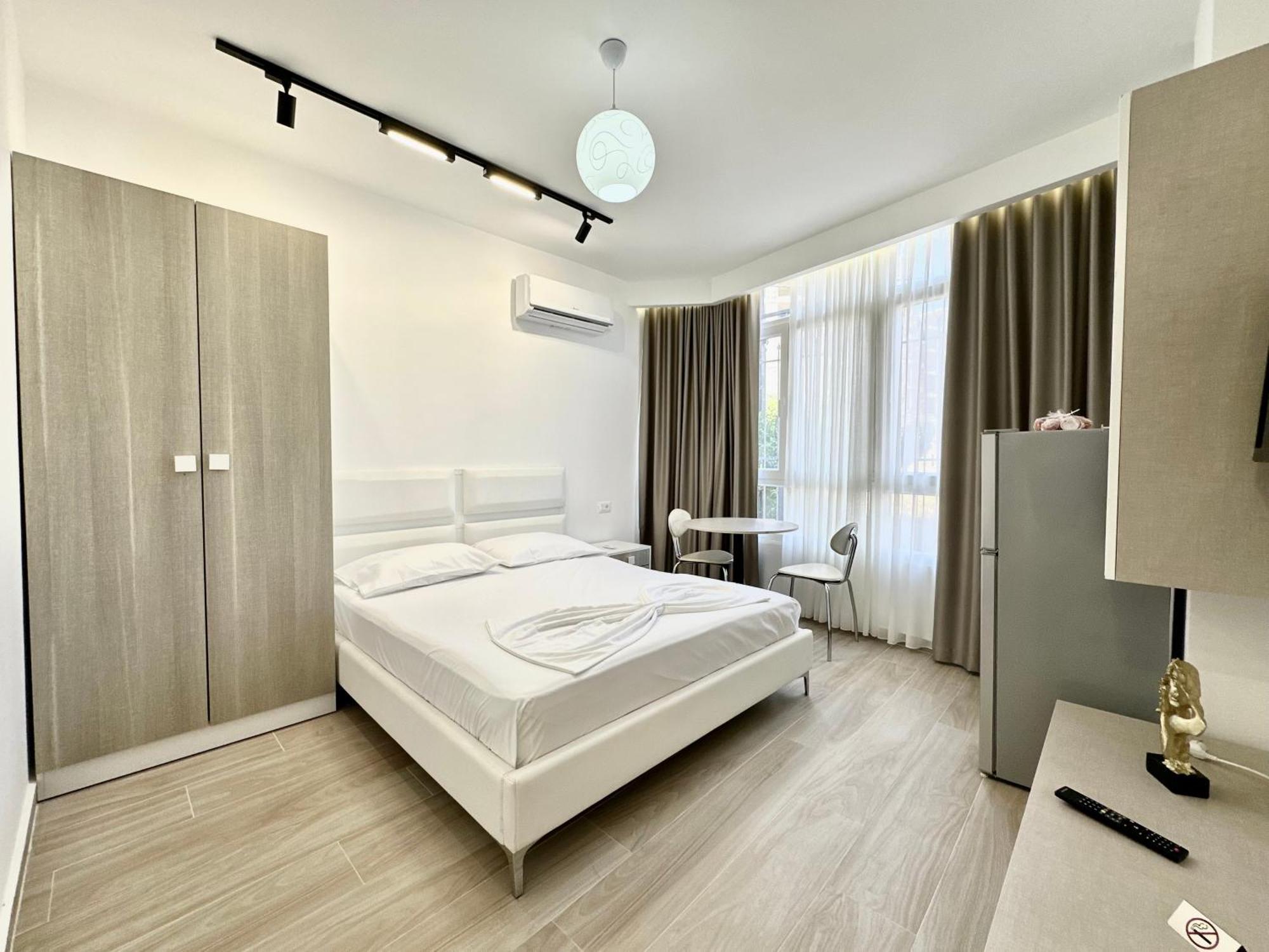 Al Mare Rooms Sarande Exterior photo