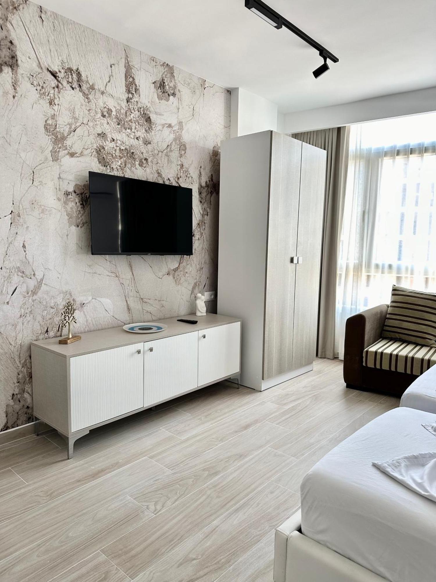Al Mare Rooms Sarande Exterior photo