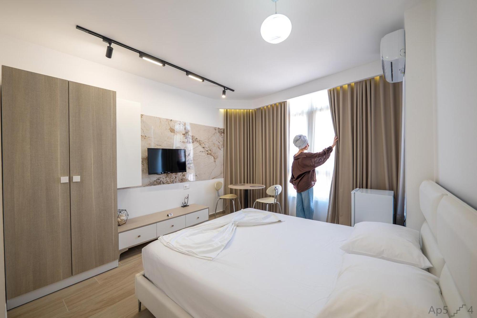 Al Mare Rooms Sarande Exterior photo