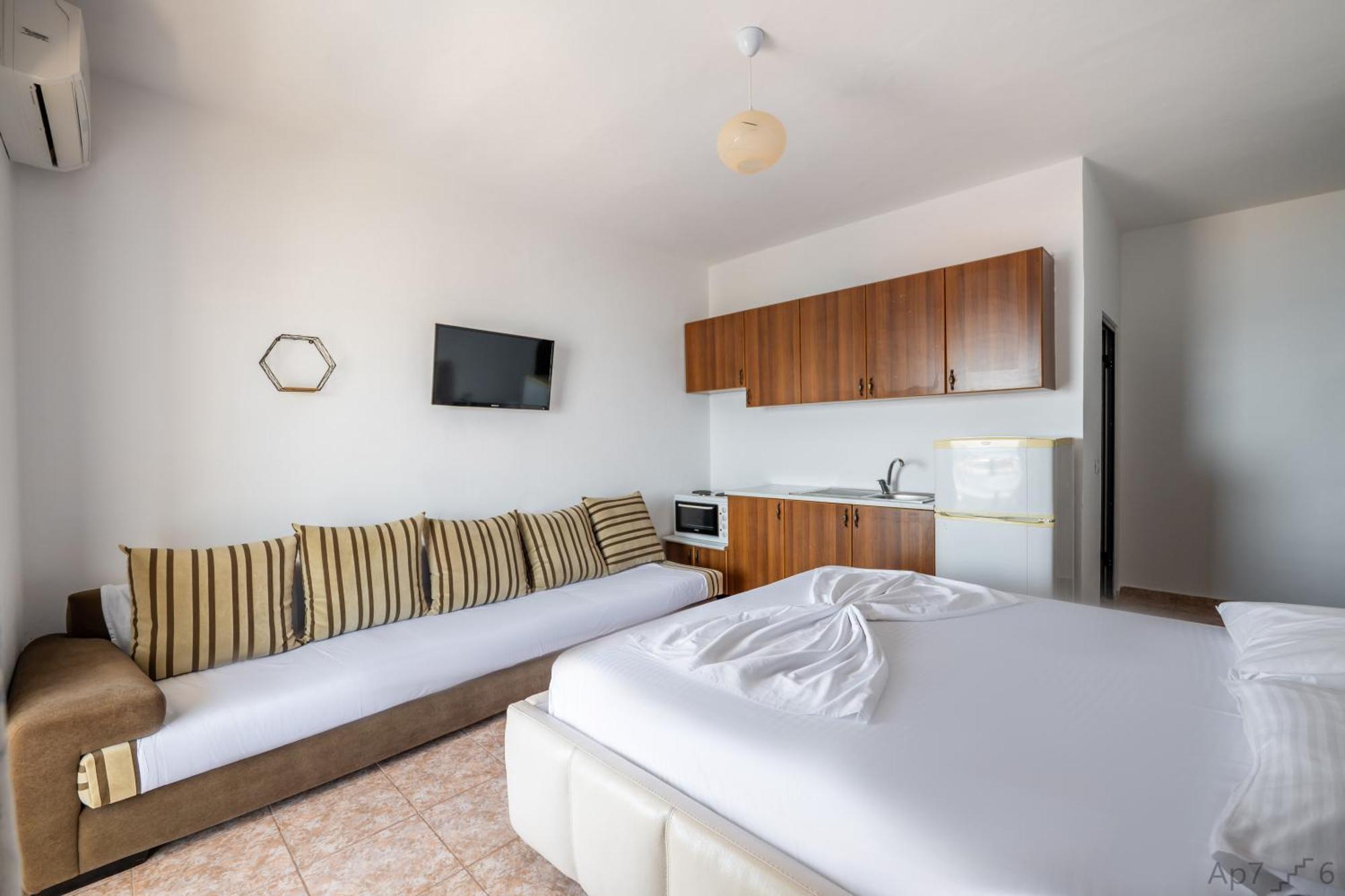 Al Mare Rooms Sarande Exterior photo